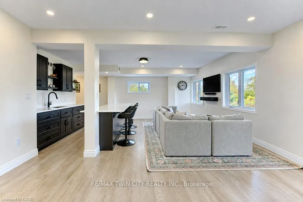 524 SUNDEW Drive