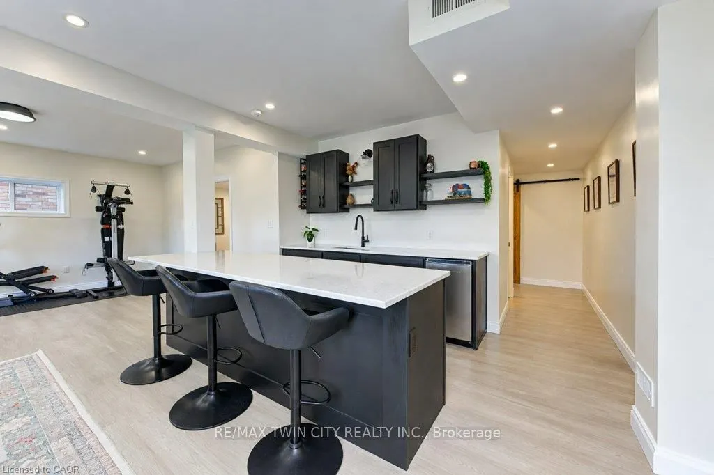 524 SUNDEW Drive