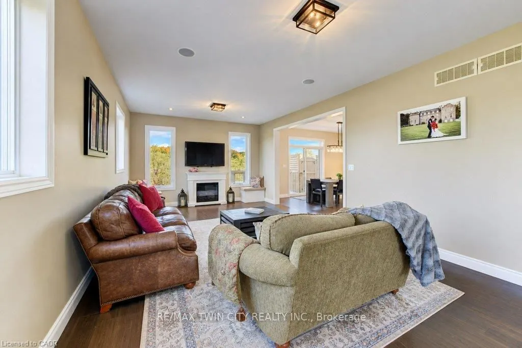 524 SUNDEW Drive