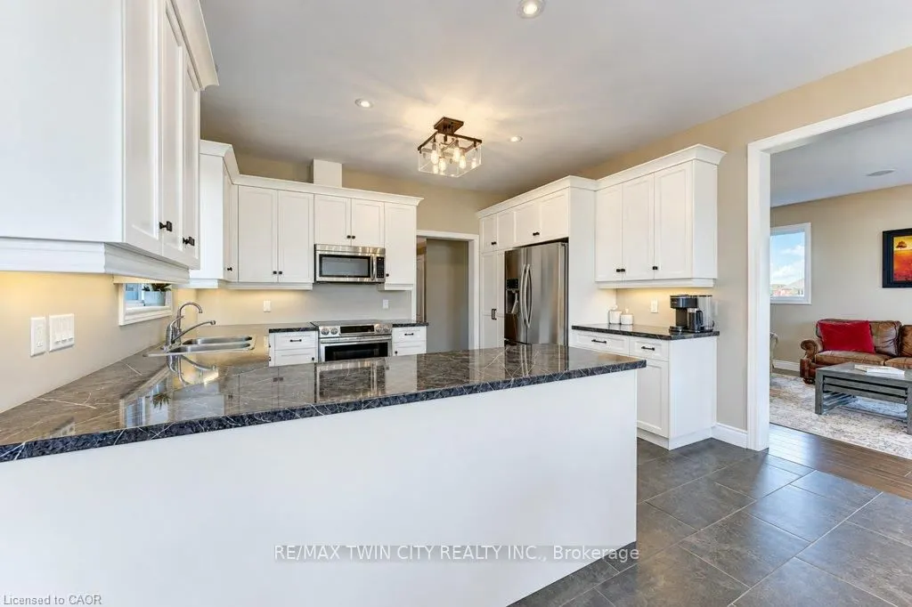 524 SUNDEW Drive