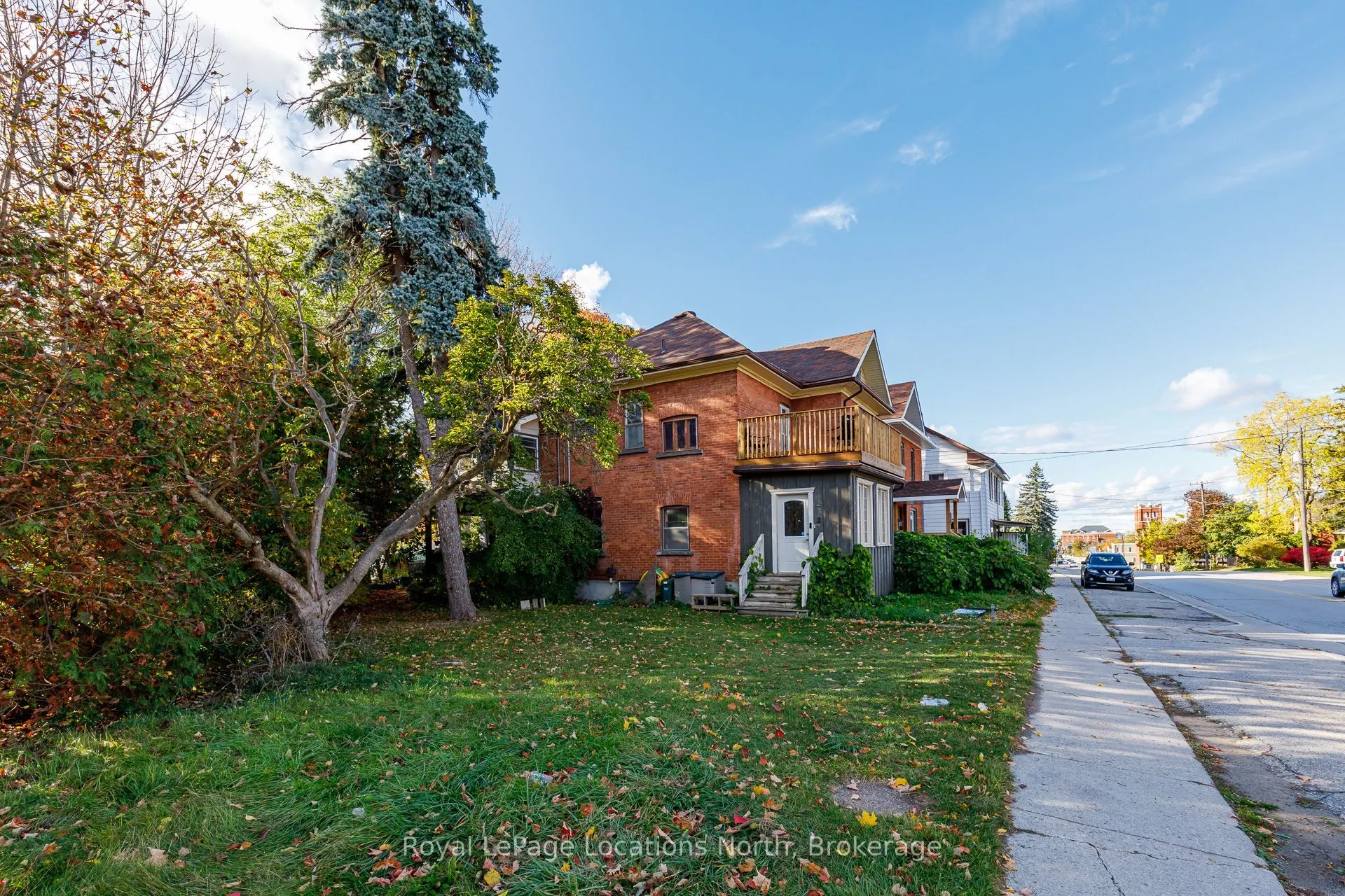 124 Sykes Street S