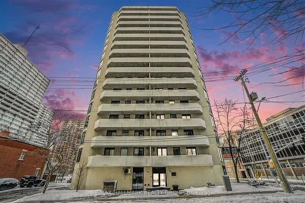 200 Bay Street #1102