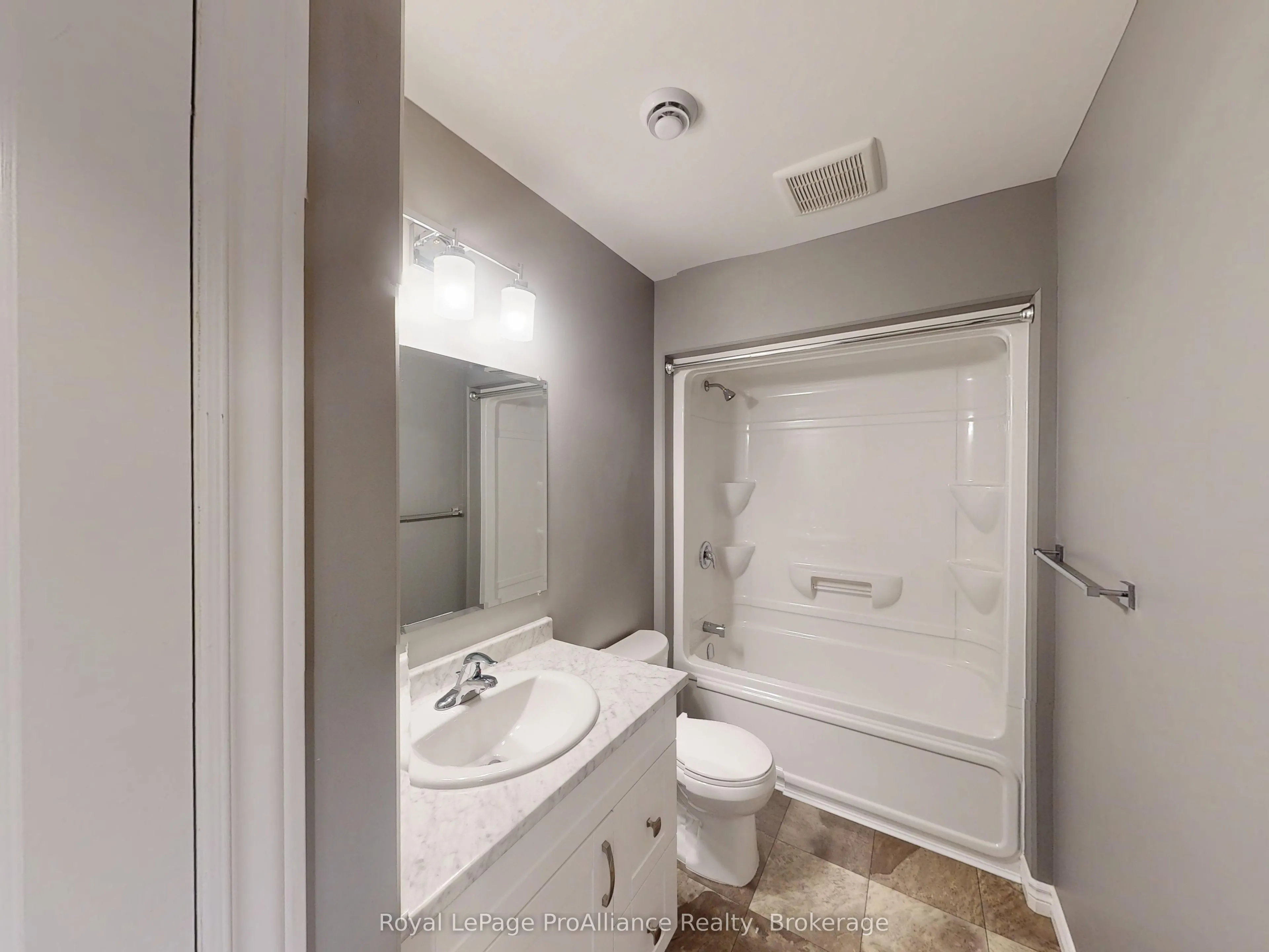 70 Ridgeway Place