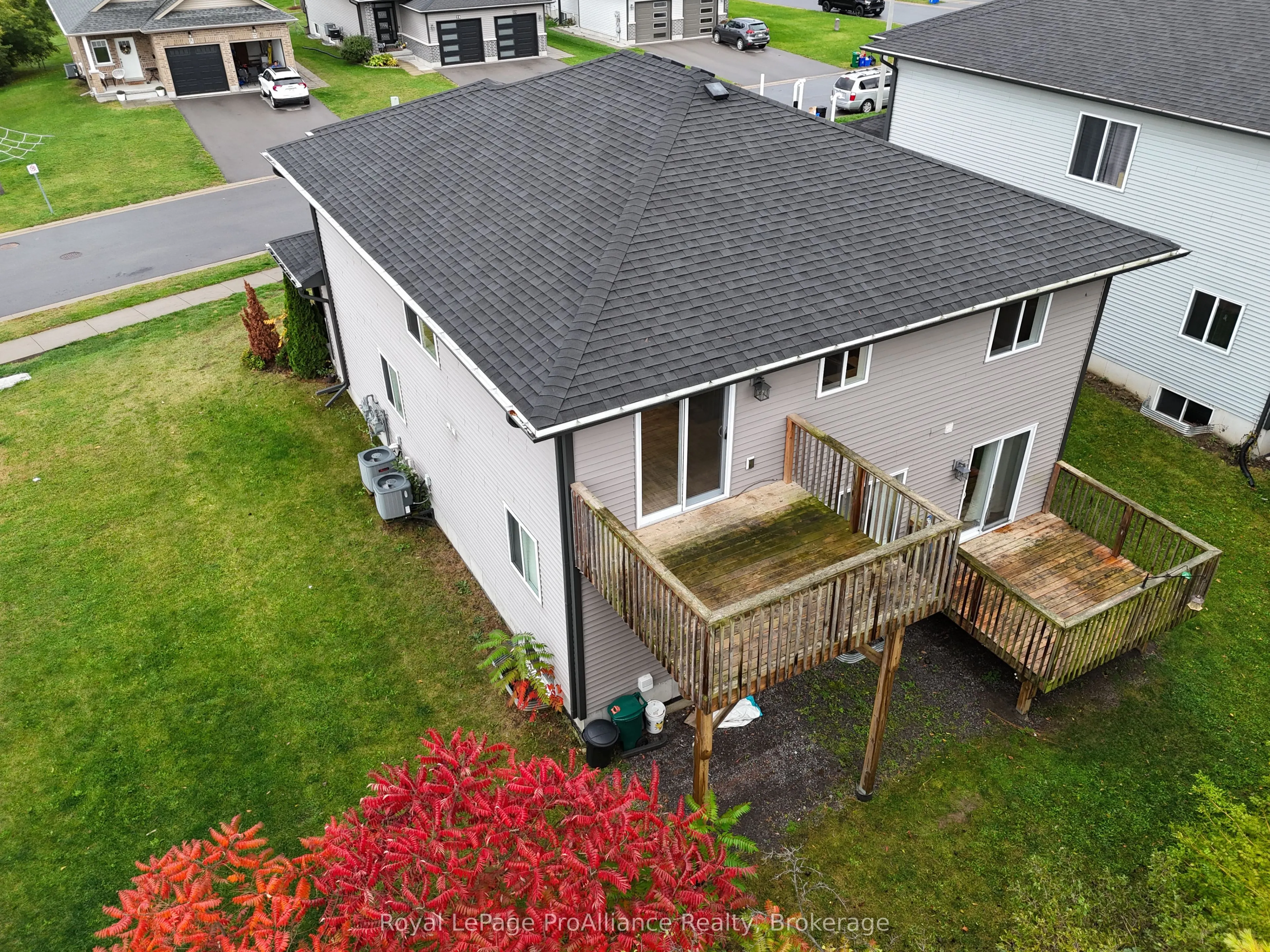 70 Ridgeway Place