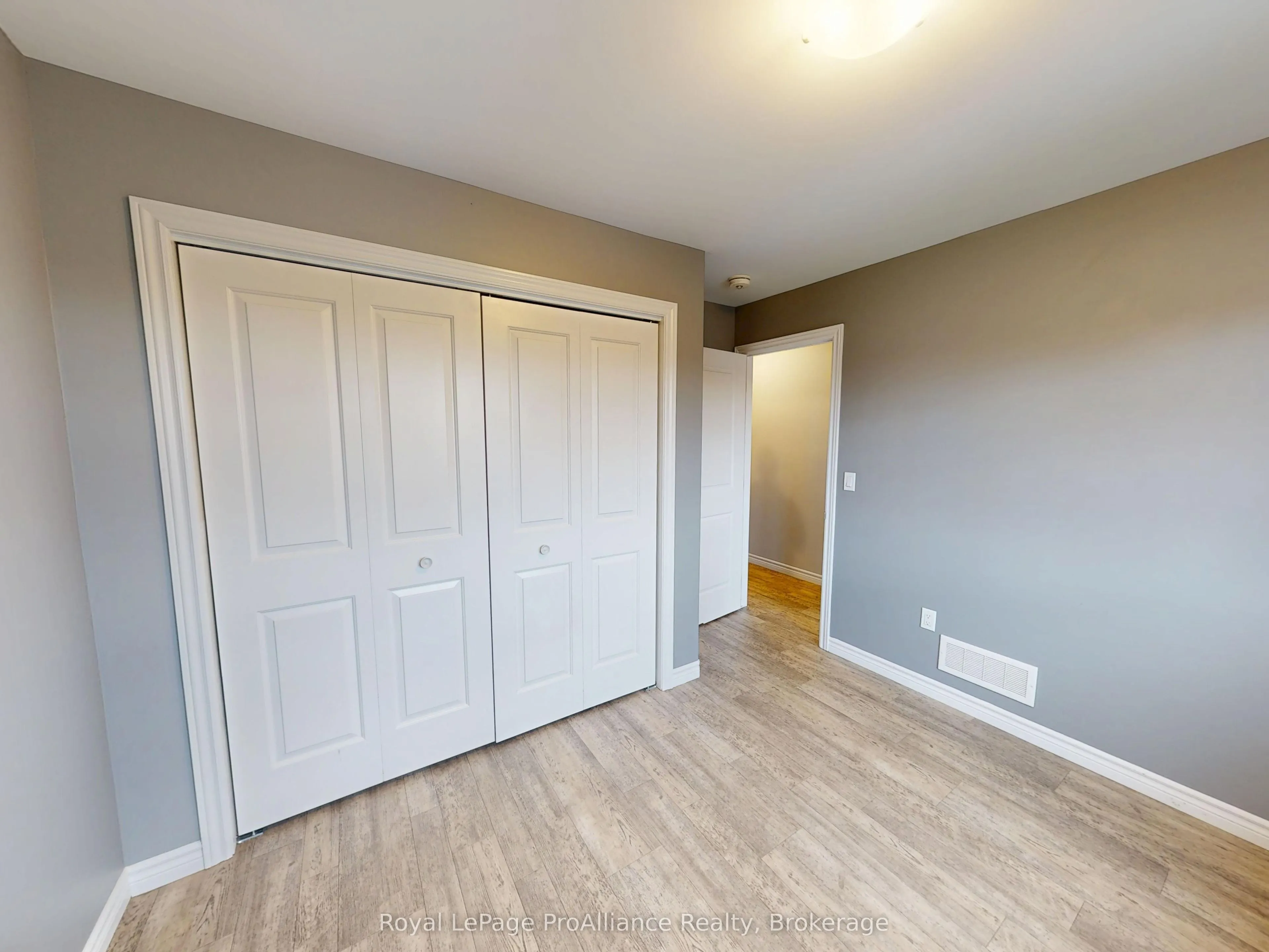 70 Ridgeway Place