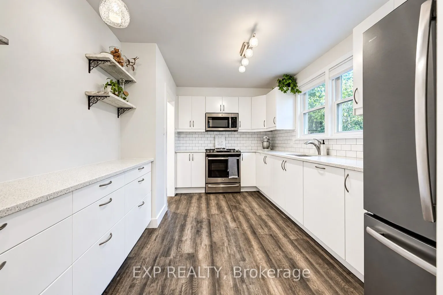 36 Crestwood Avenue