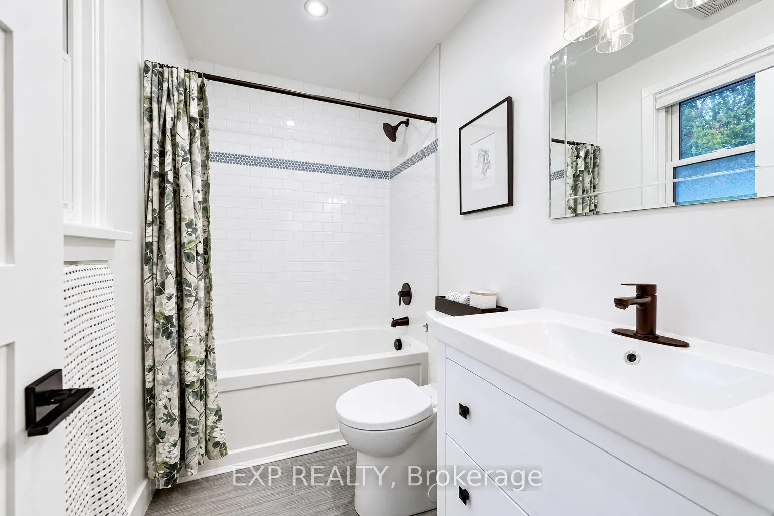 36 Crestwood Avenue