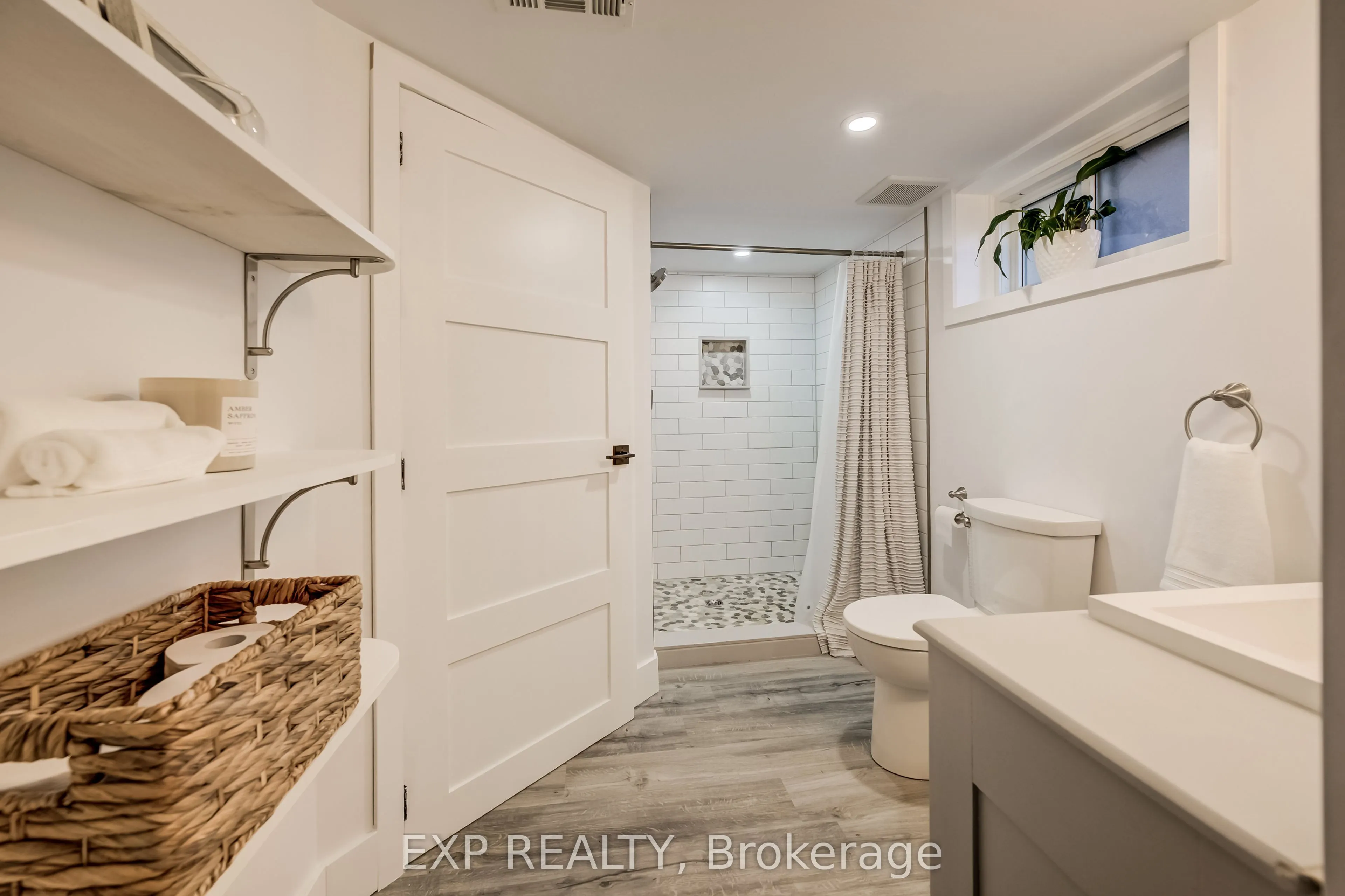 36 Crestwood Avenue
