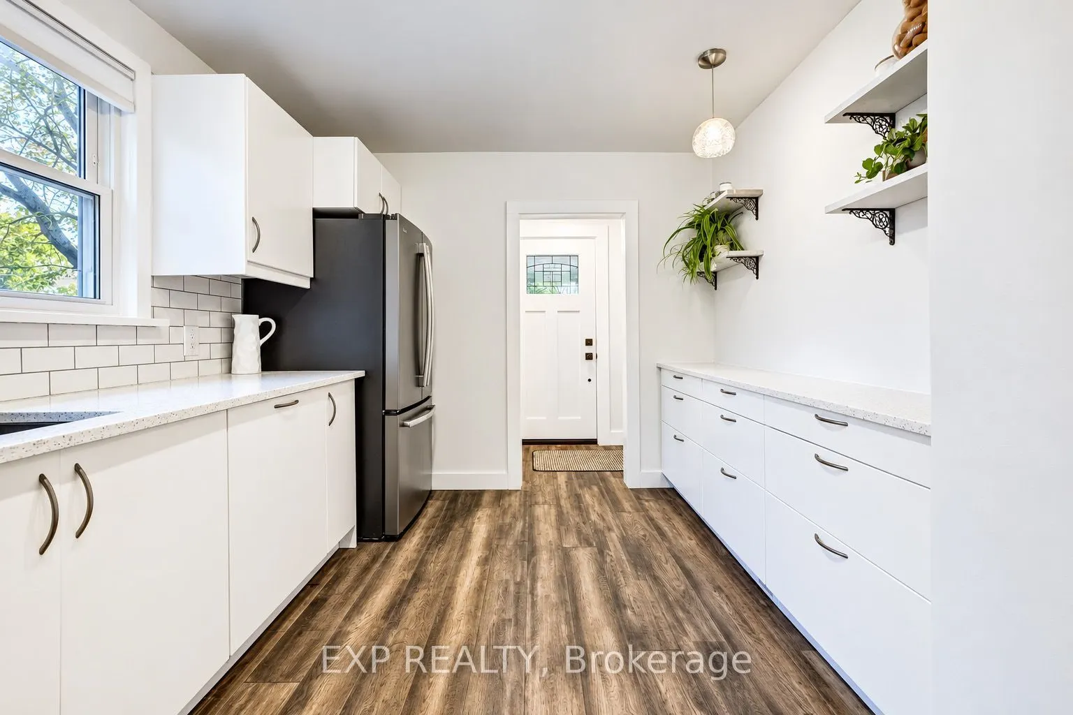 36 Crestwood Avenue