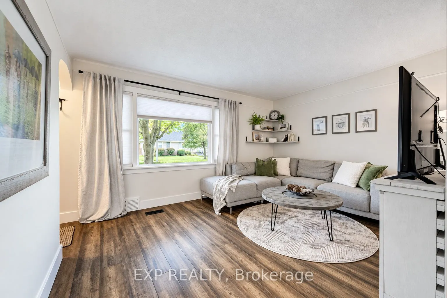 36 Crestwood Avenue