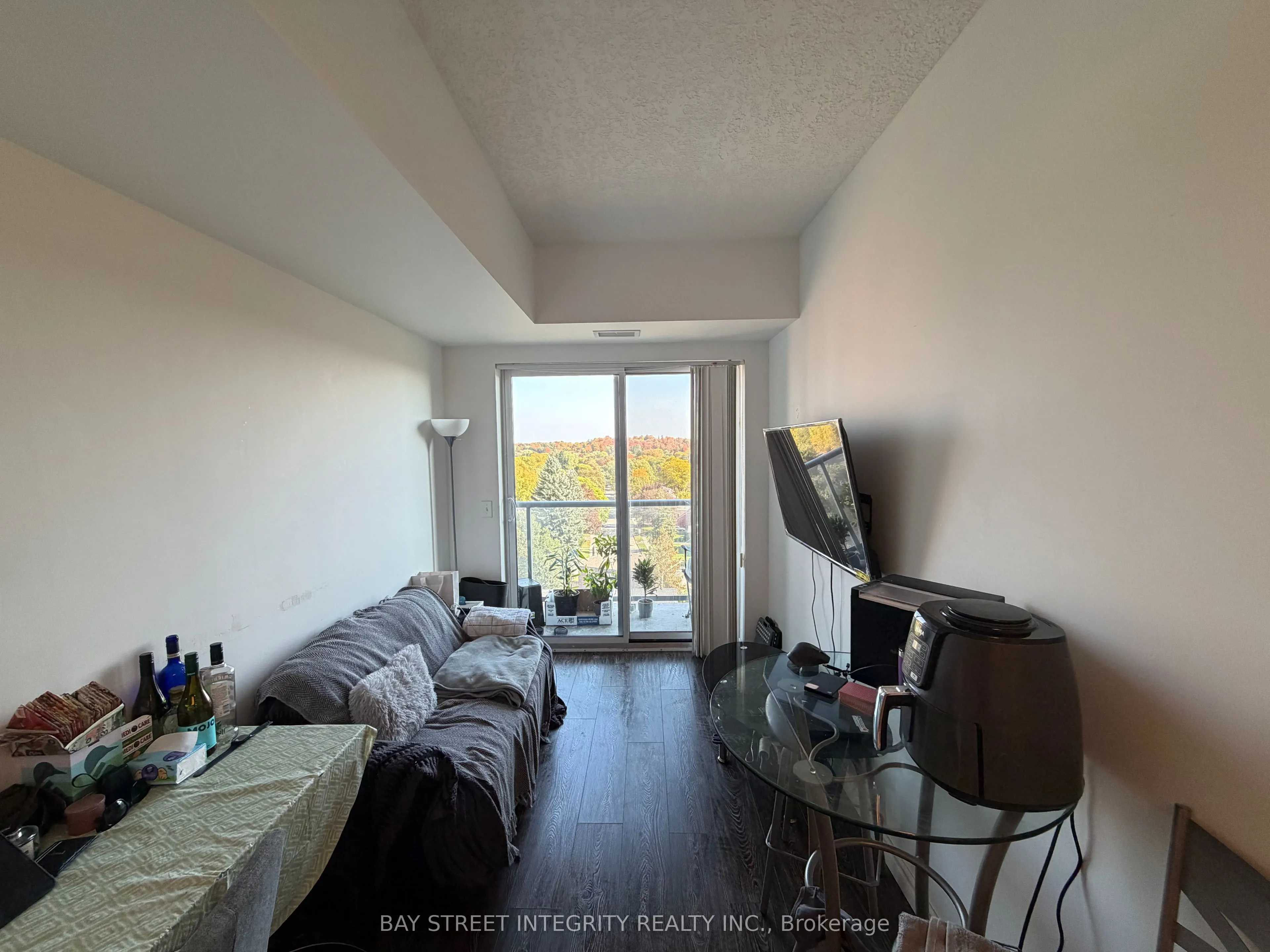 158 King Street #902