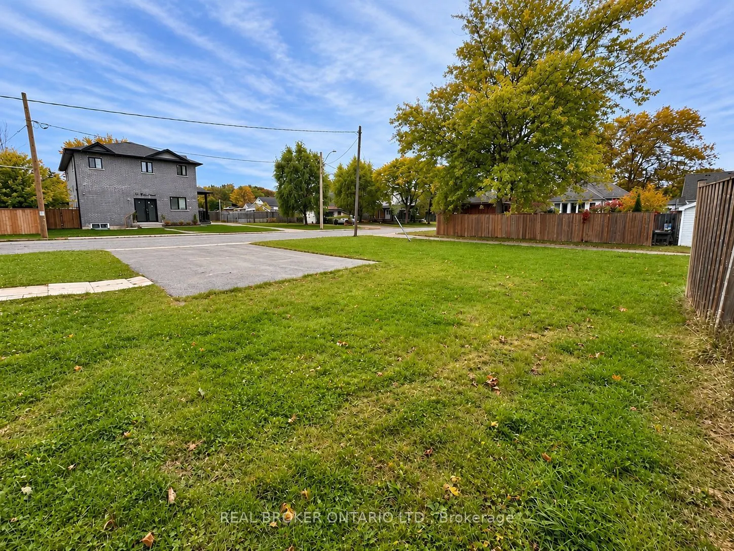 15 Keele Street #Unit B