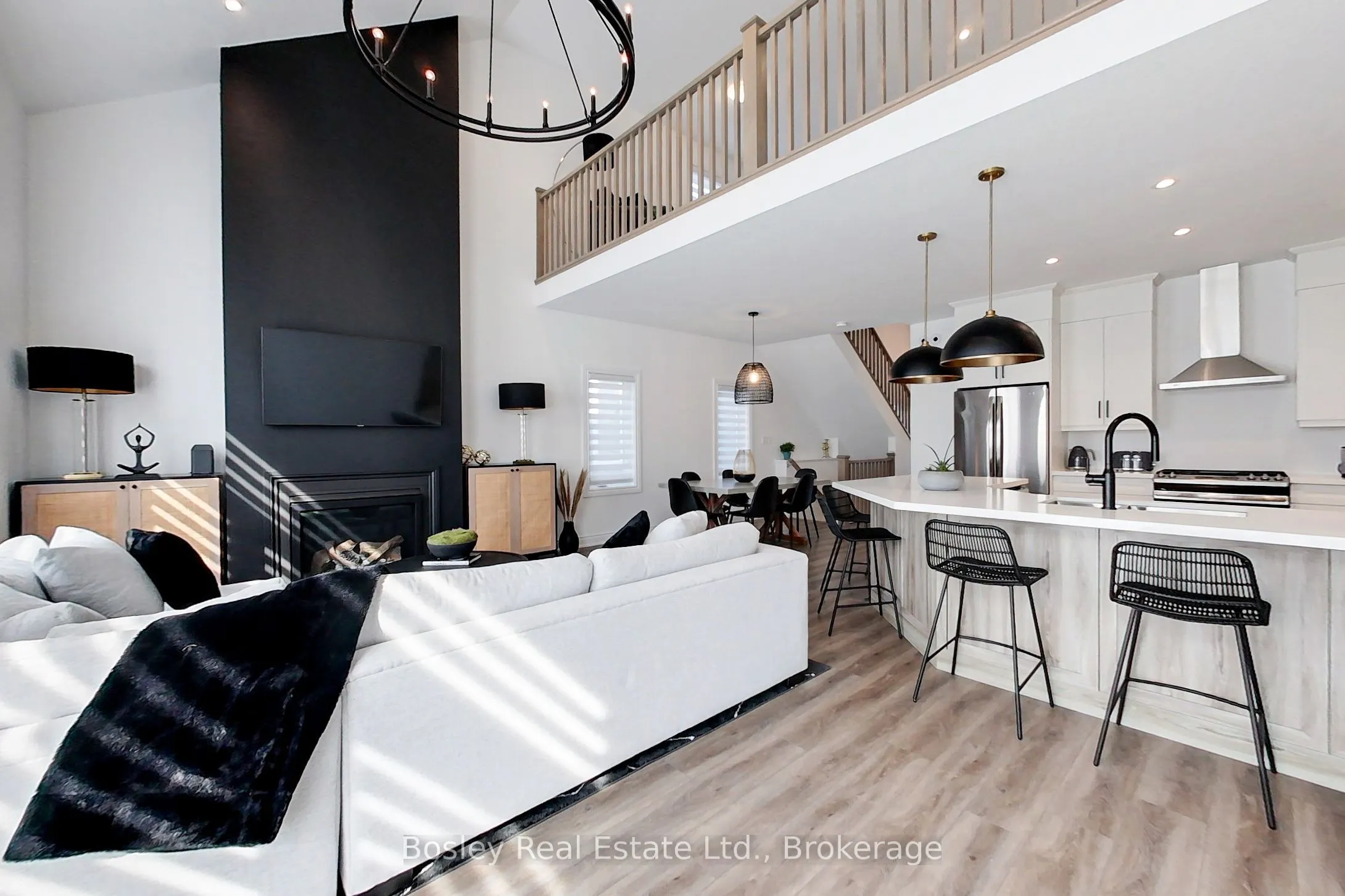 162 Anchors Way #29