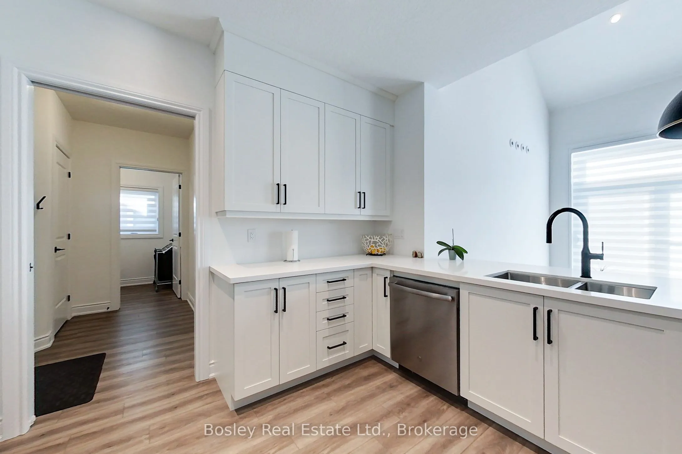 162 Anchors Way #29