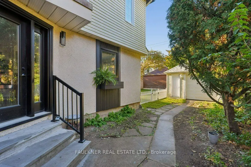 223 Fourth Avenue