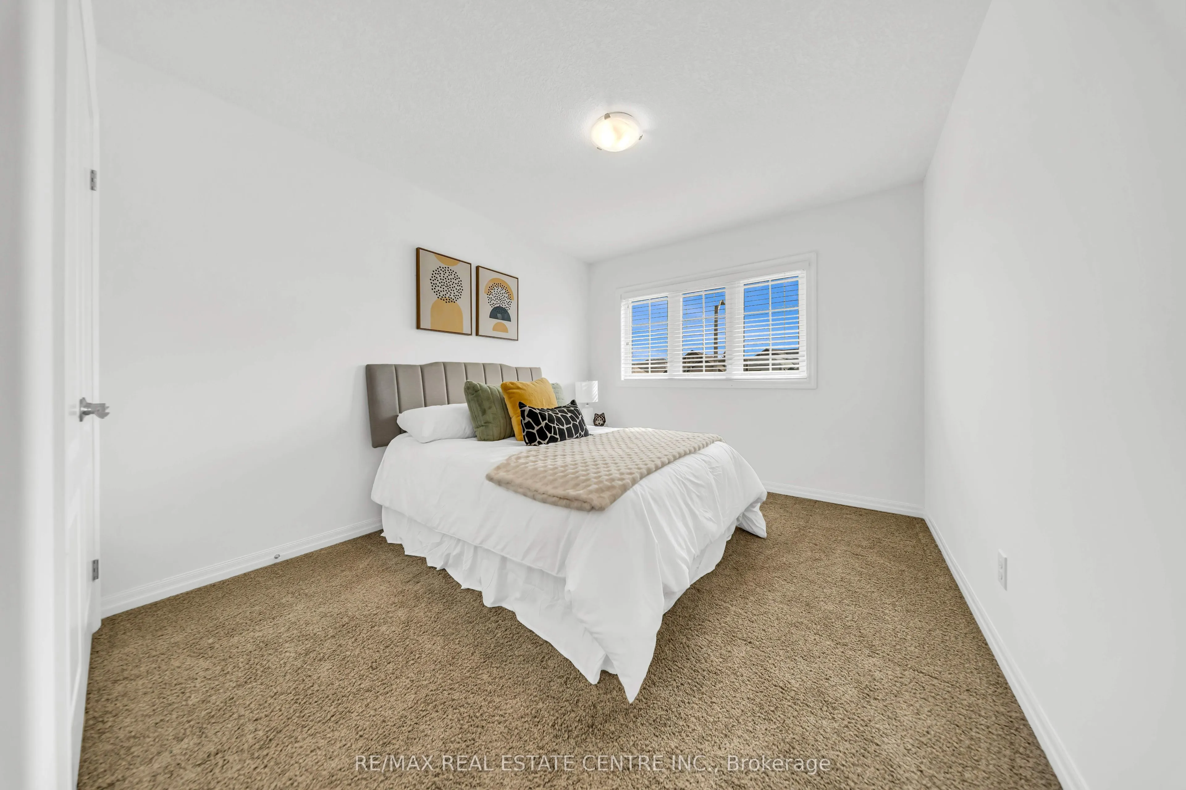 365 WOODBINE Avenue
