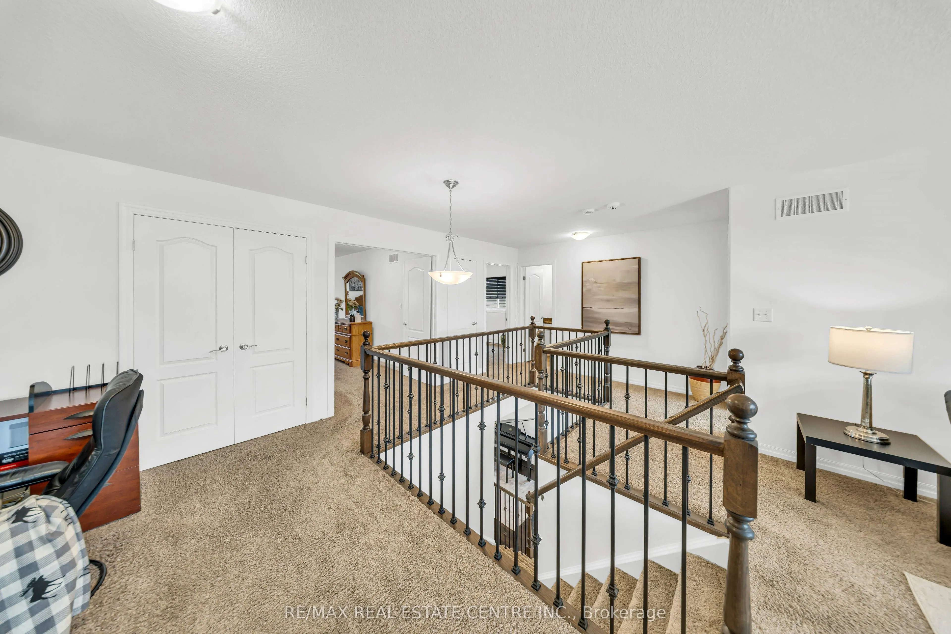 365 WOODBINE Avenue