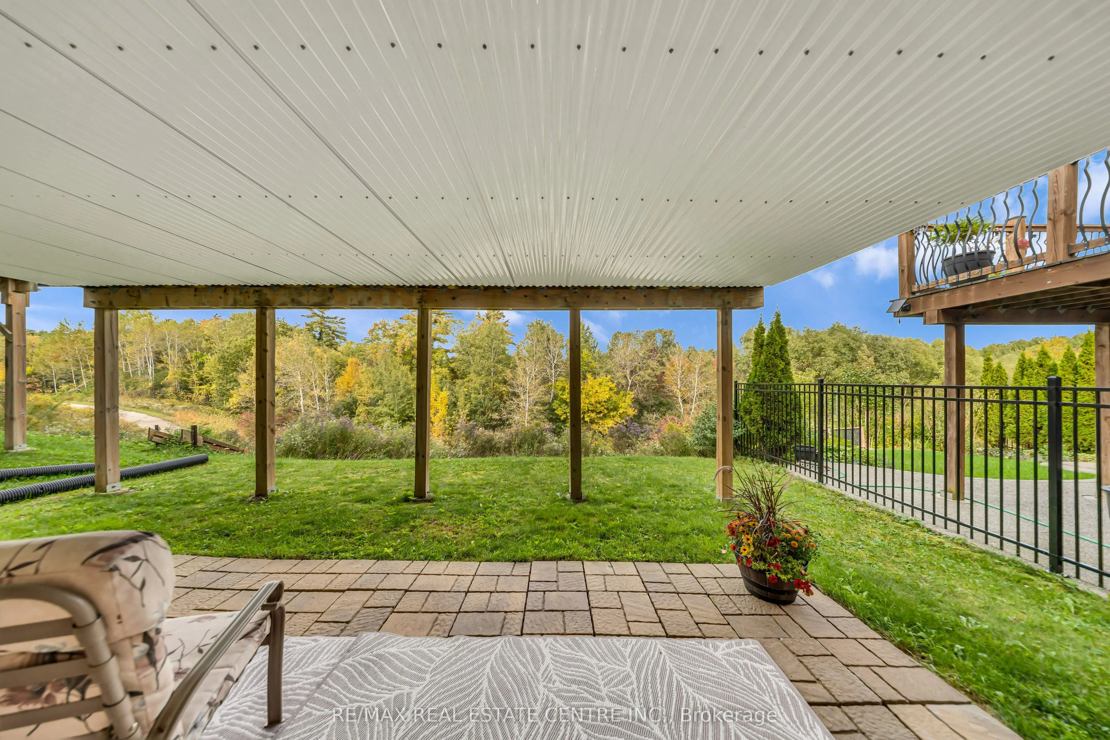 365 WOODBINE Avenue