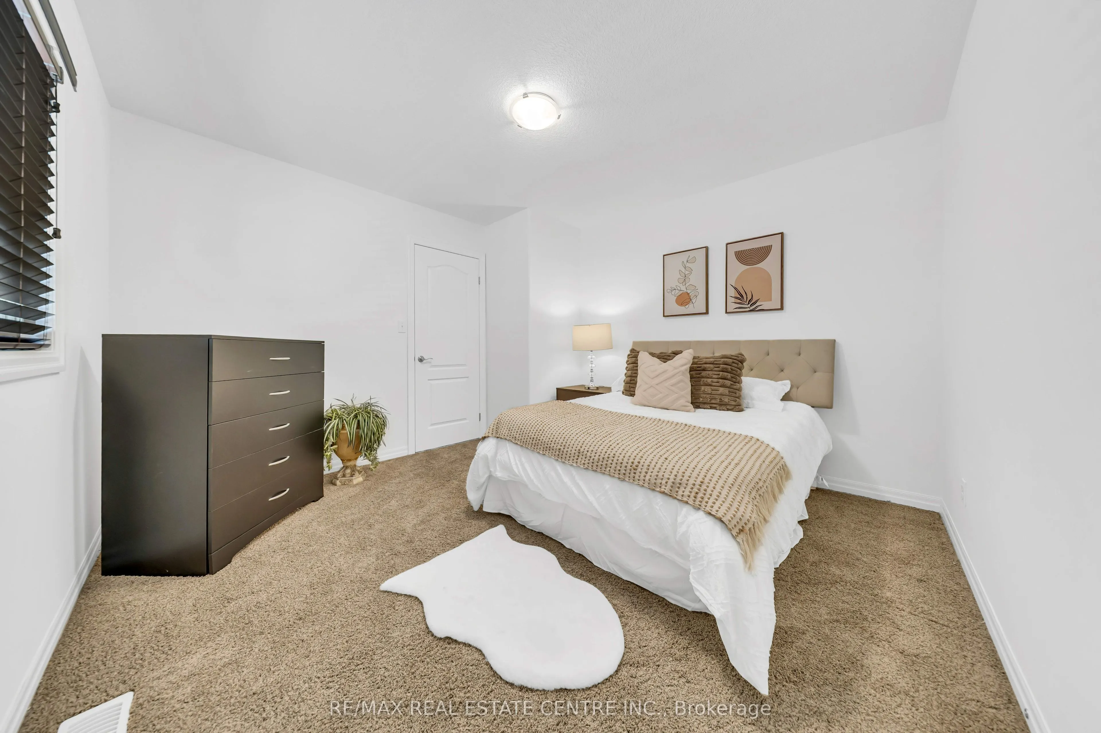 365 WOODBINE Avenue