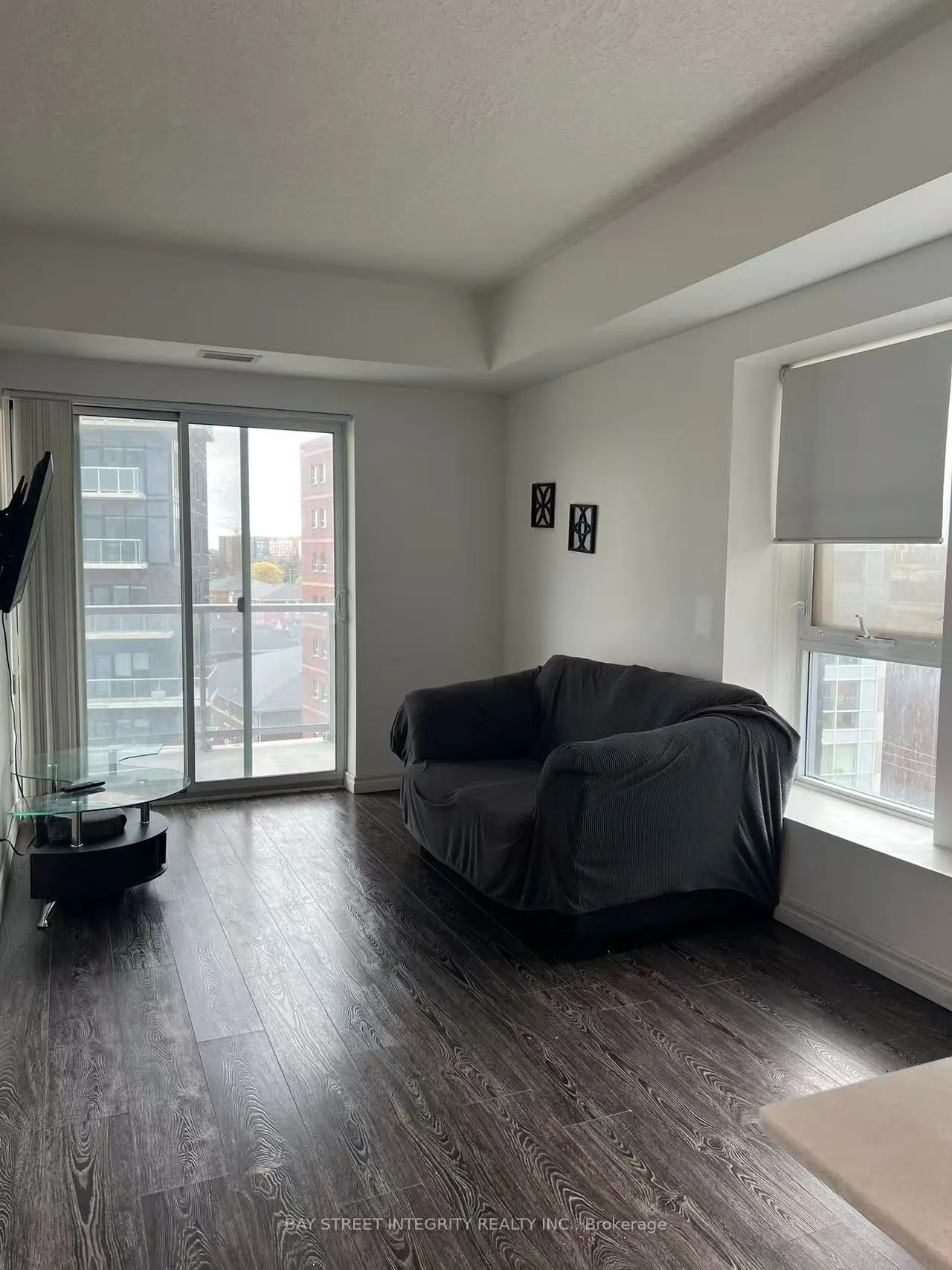 158 King Street #906