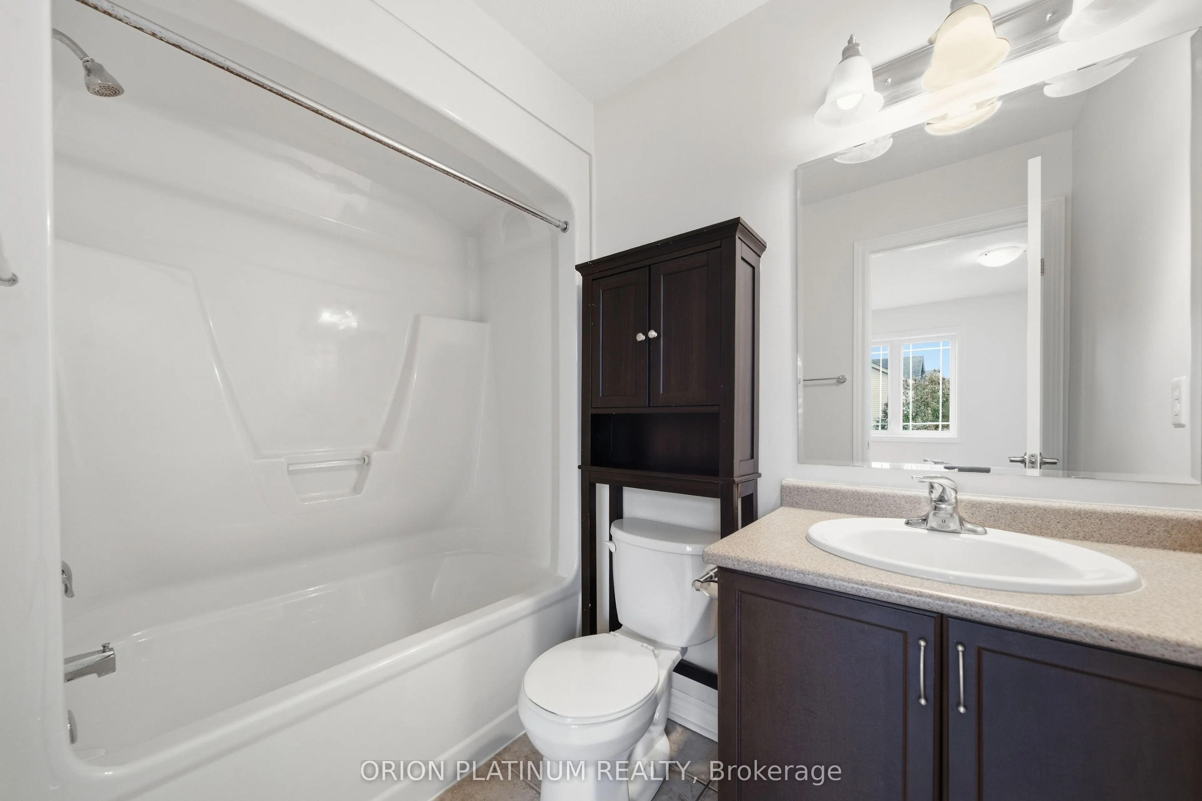 15 Kingsbury Square #29
