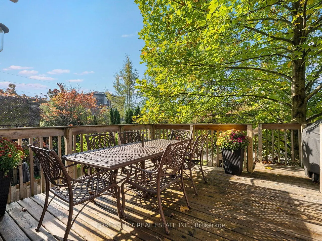 112 McArthur Crescent