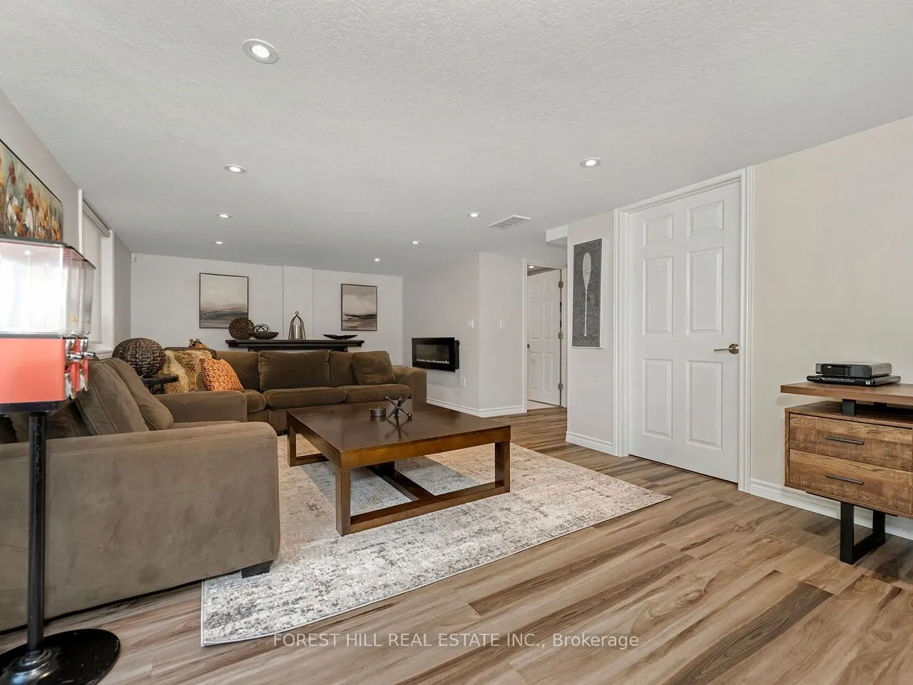 112 McArthur Crescent