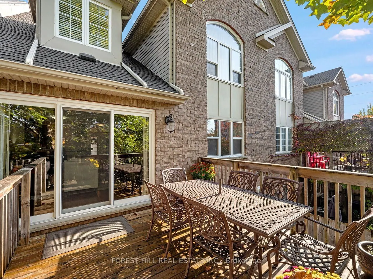 112 McArthur Crescent