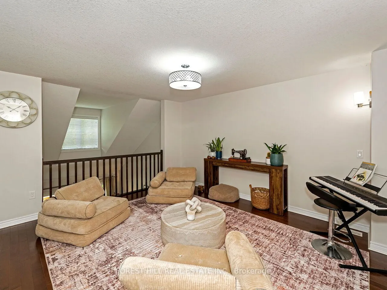 112 McArthur Crescent