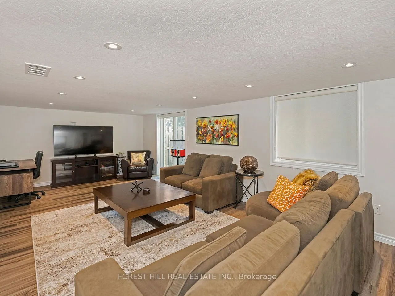 112 McArthur Crescent