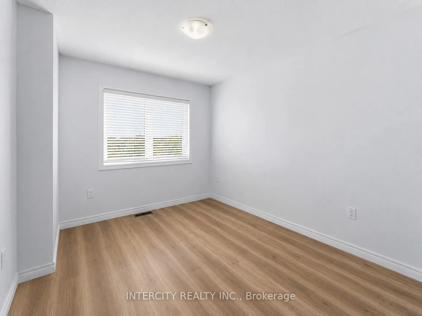 1 Pelican Lane