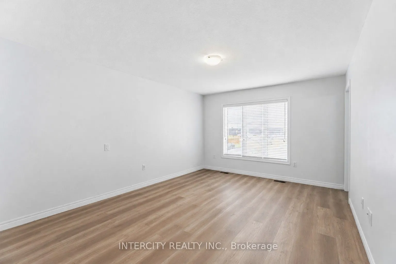 1 Pelican Lane