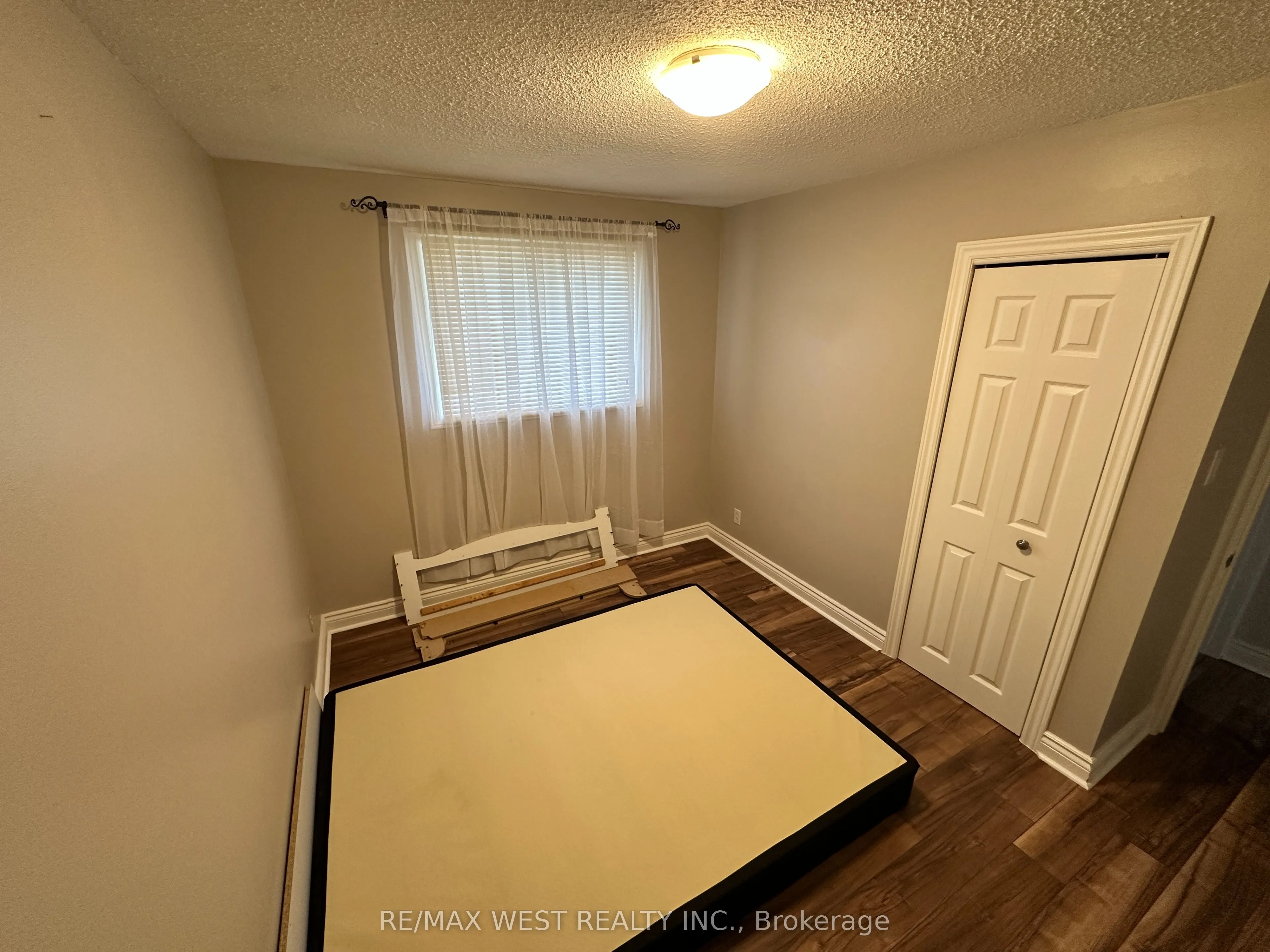 53 Bloomfield Avenue