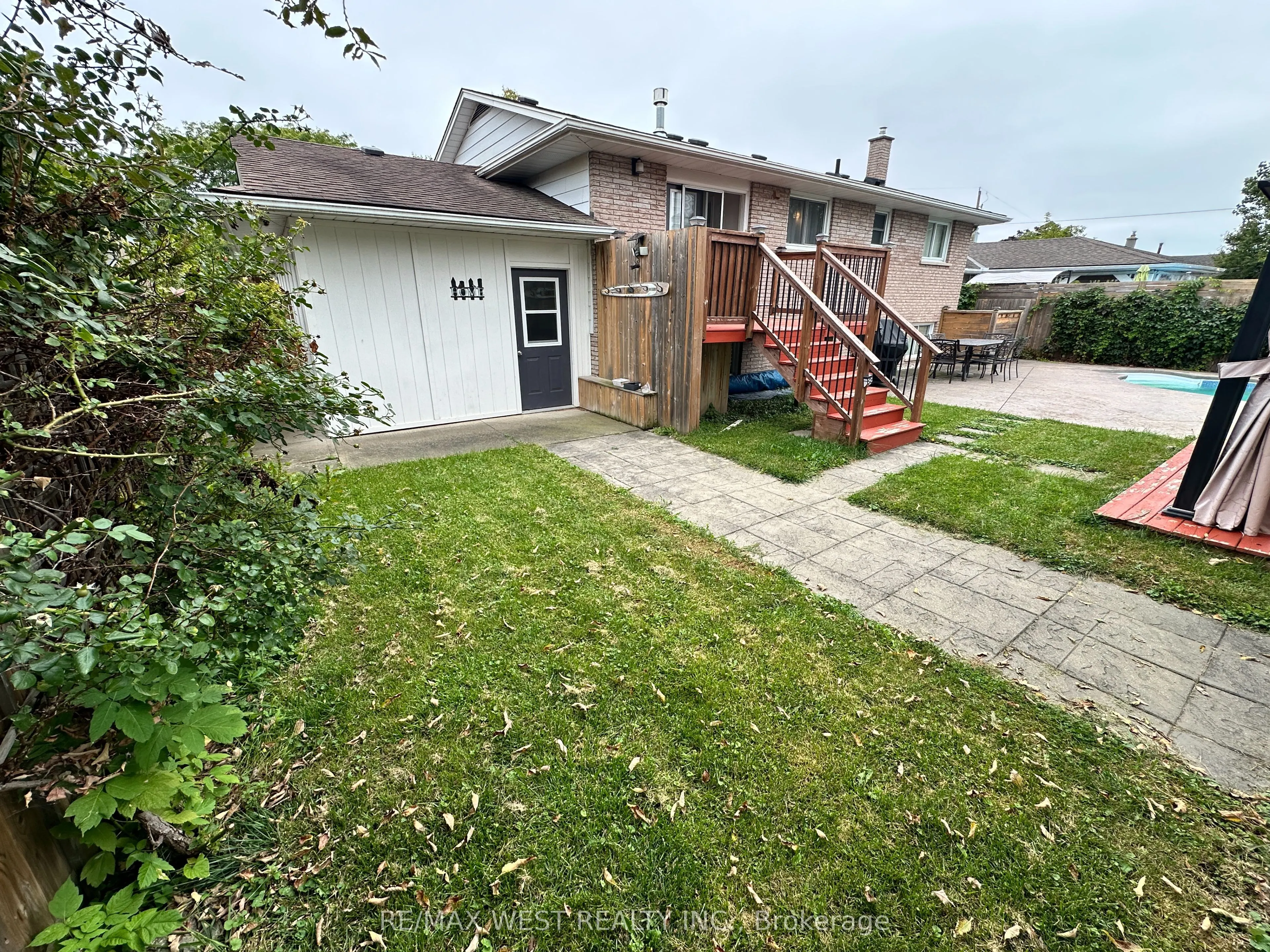53 Bloomfield Avenue