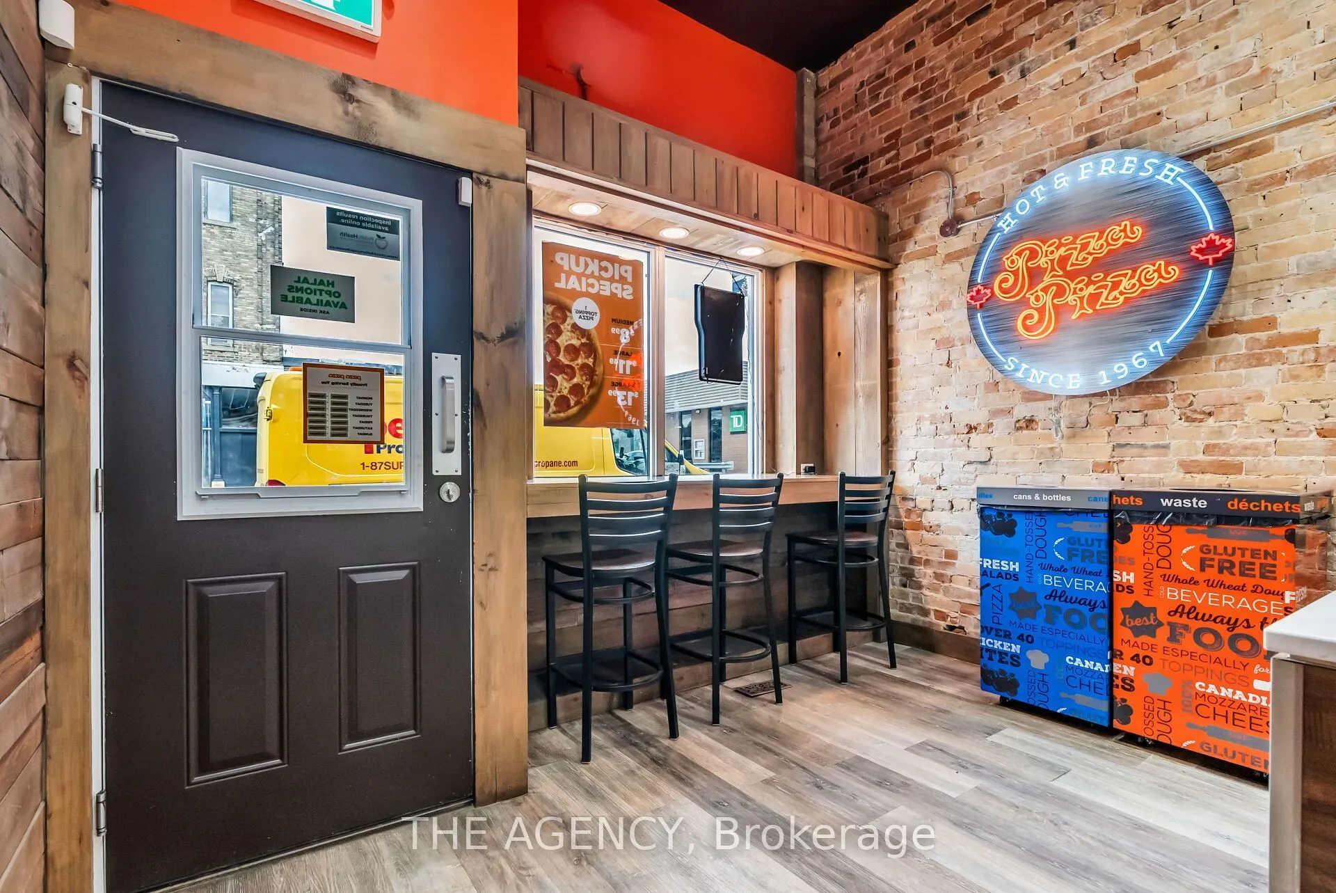 181 Main Street S
