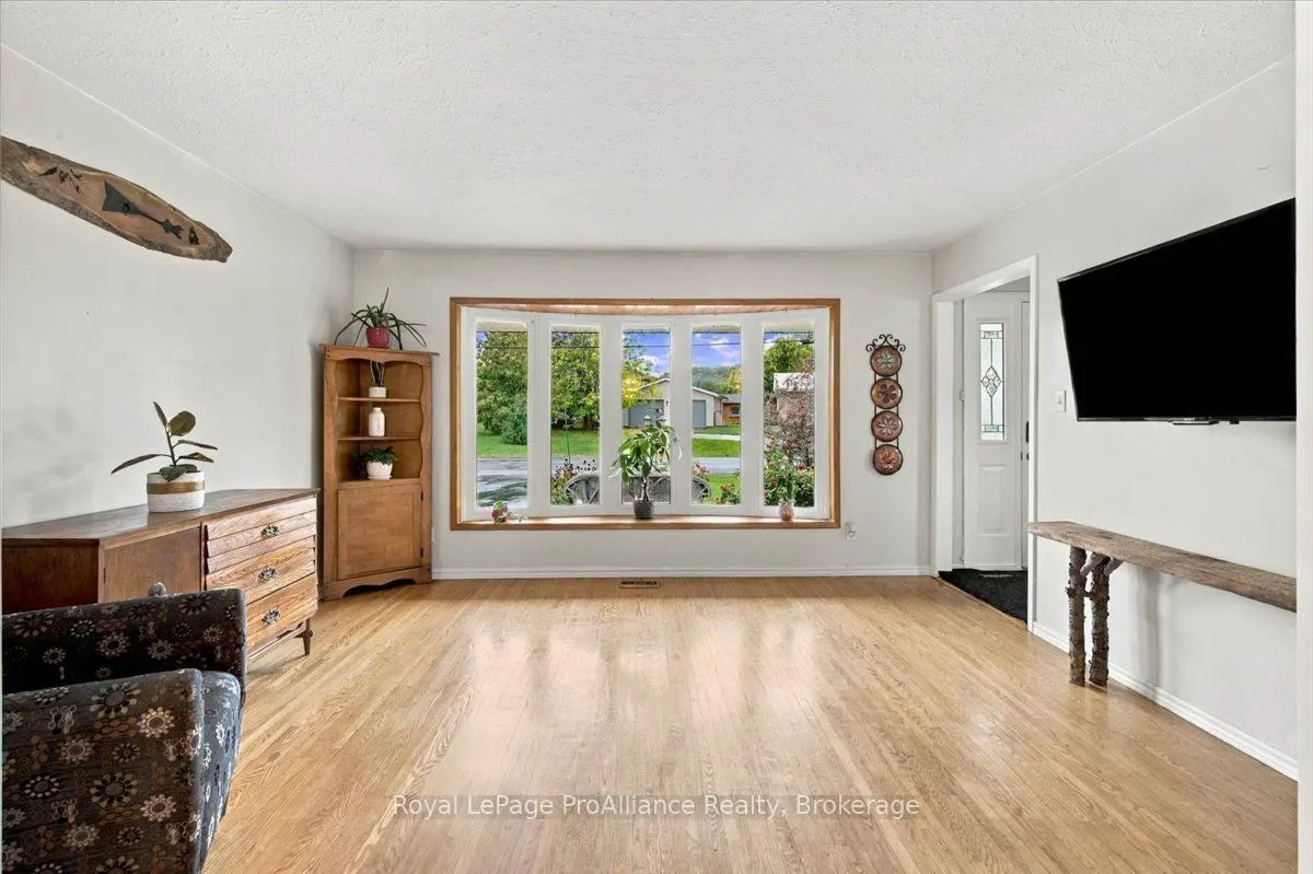 106 Burns Avenue