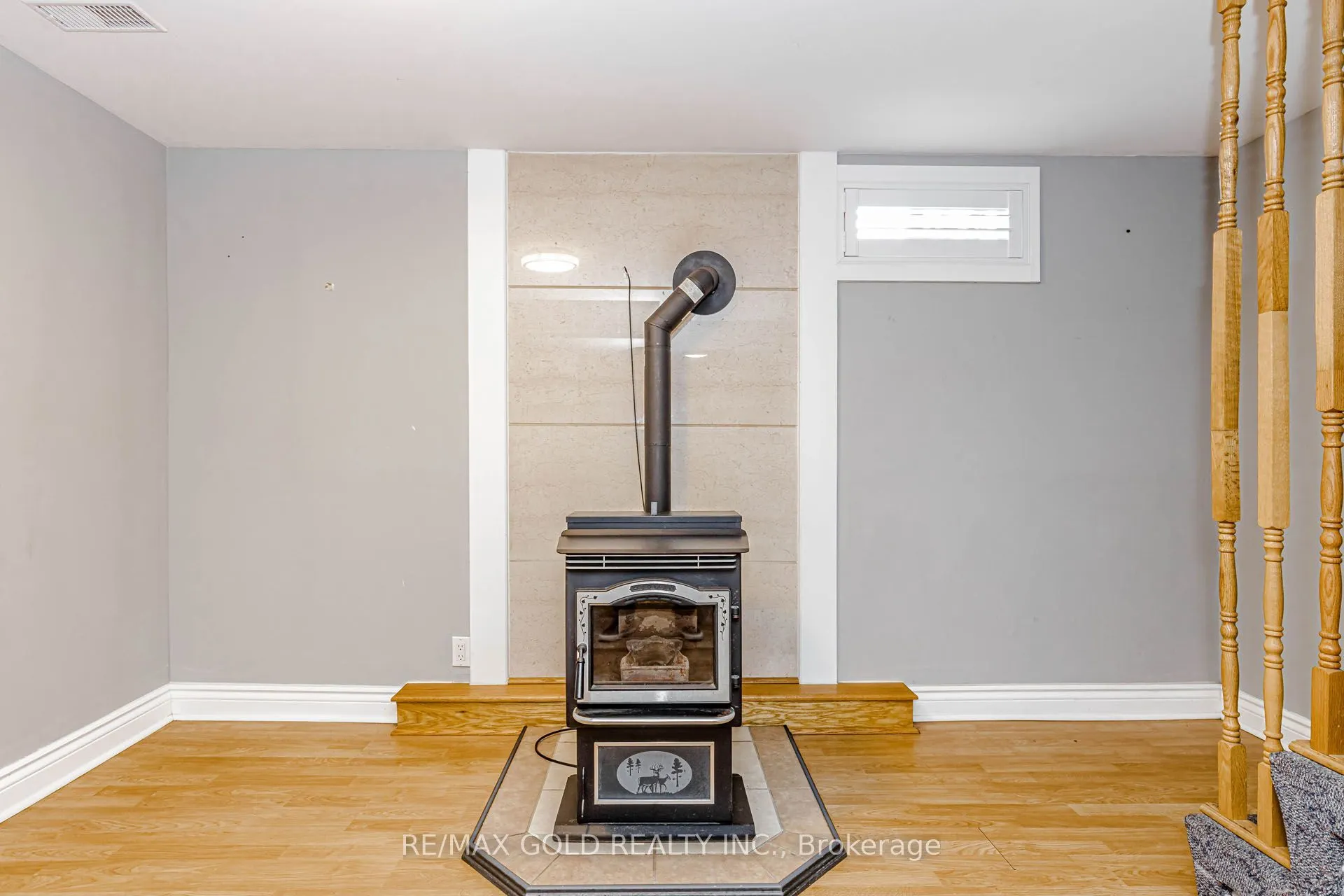 49 Kenneth Avenue