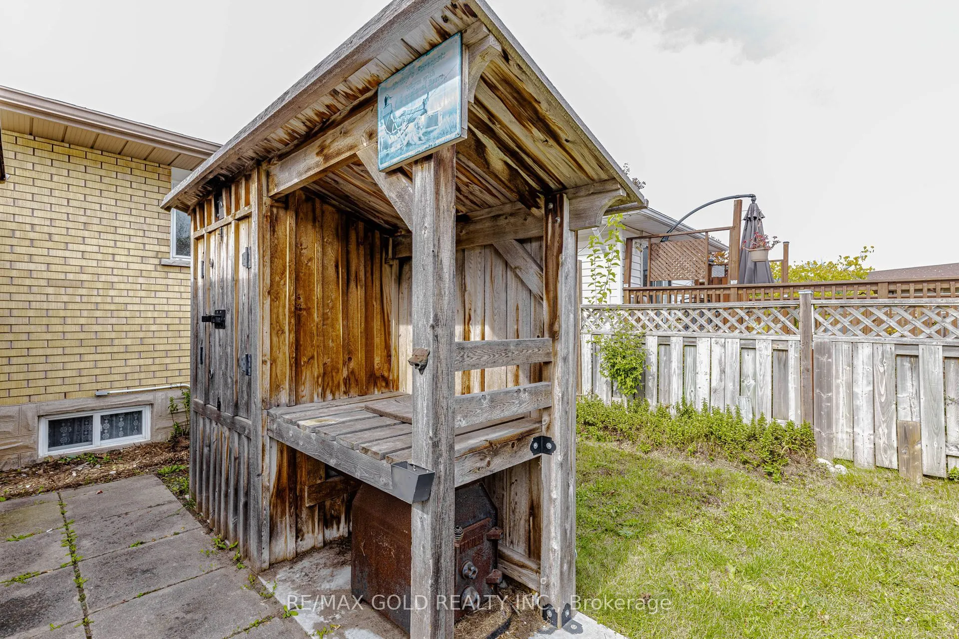 49 Kenneth Avenue