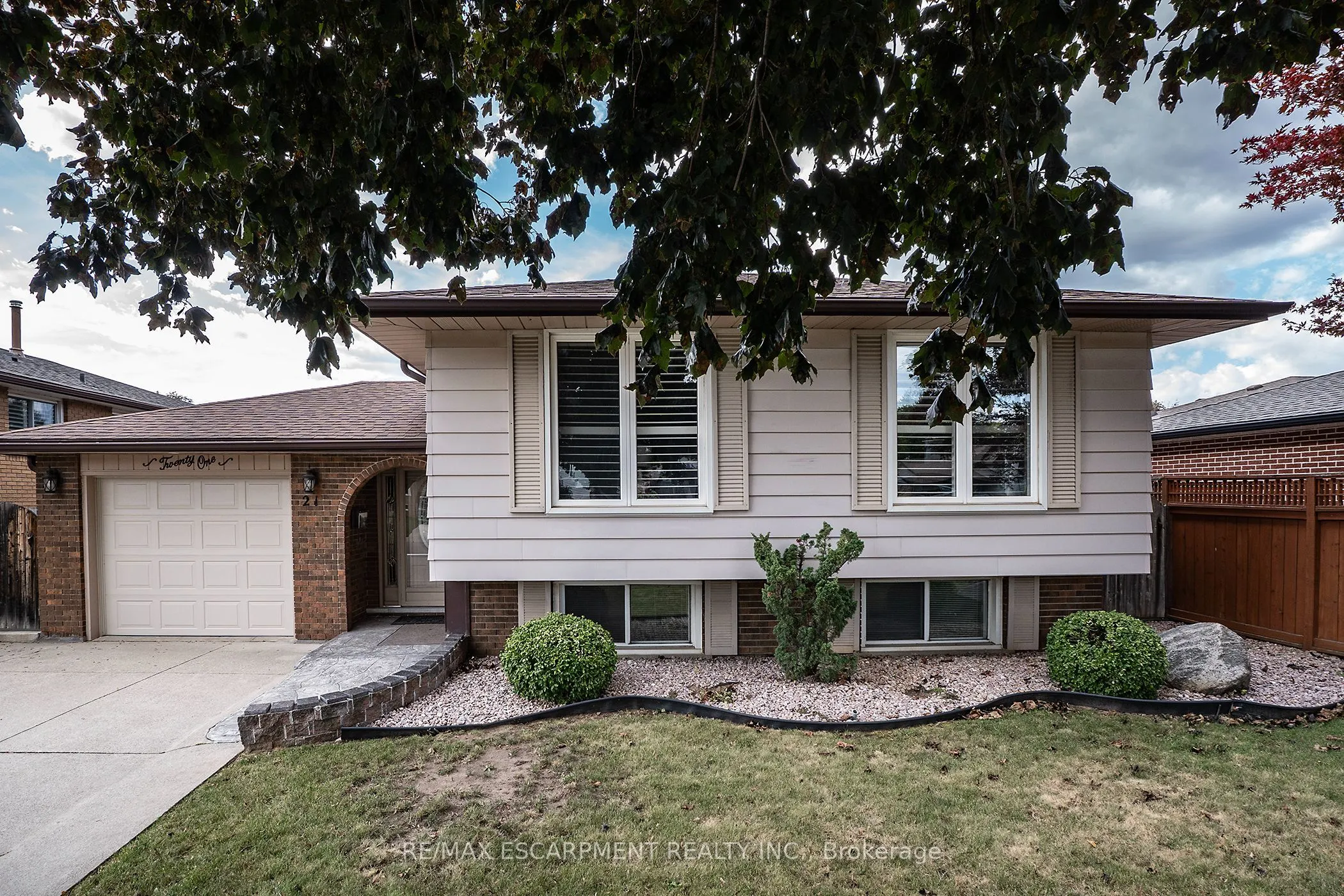 21 Green Forest Drive