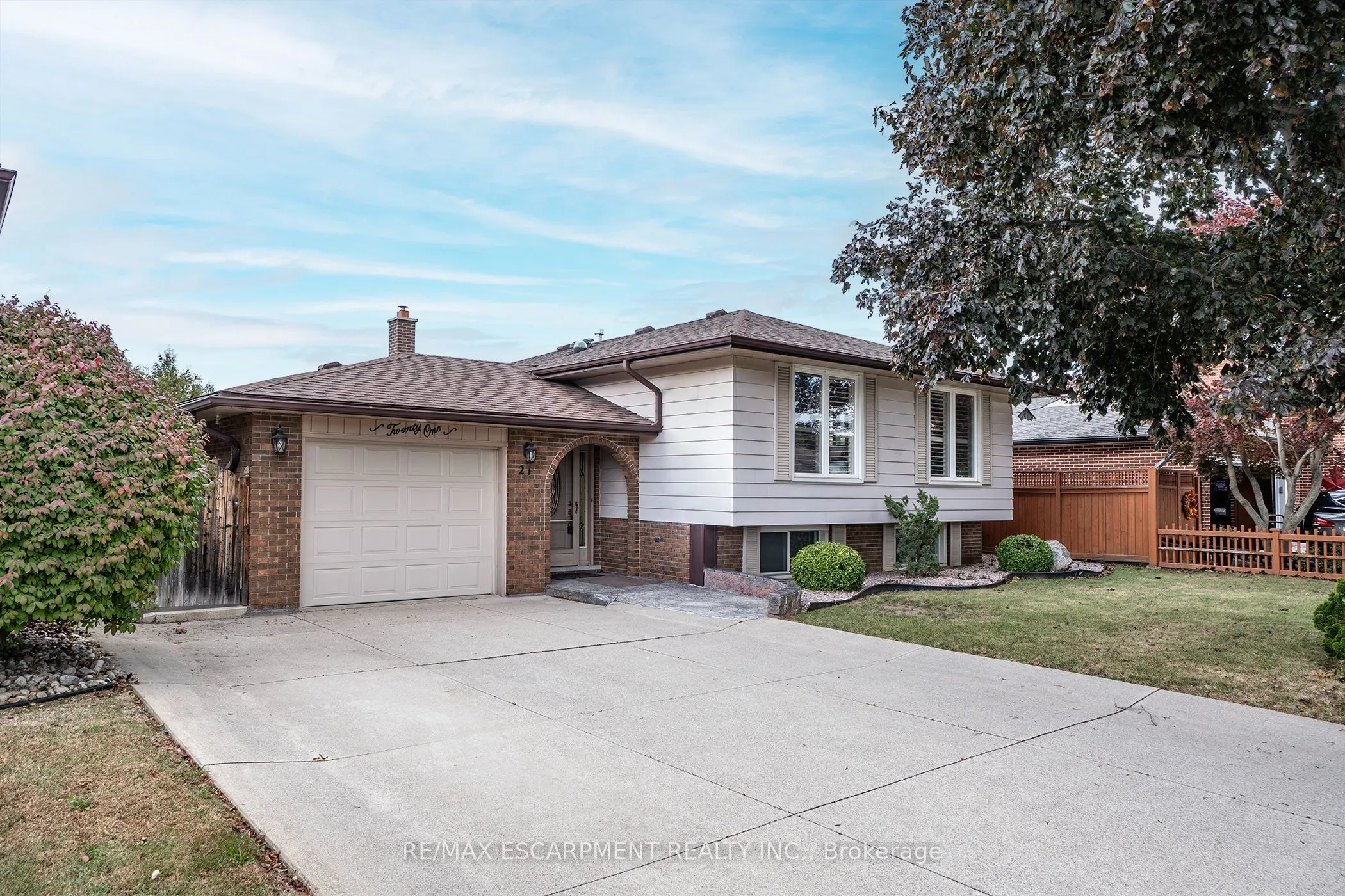 21 Green Forest Drive