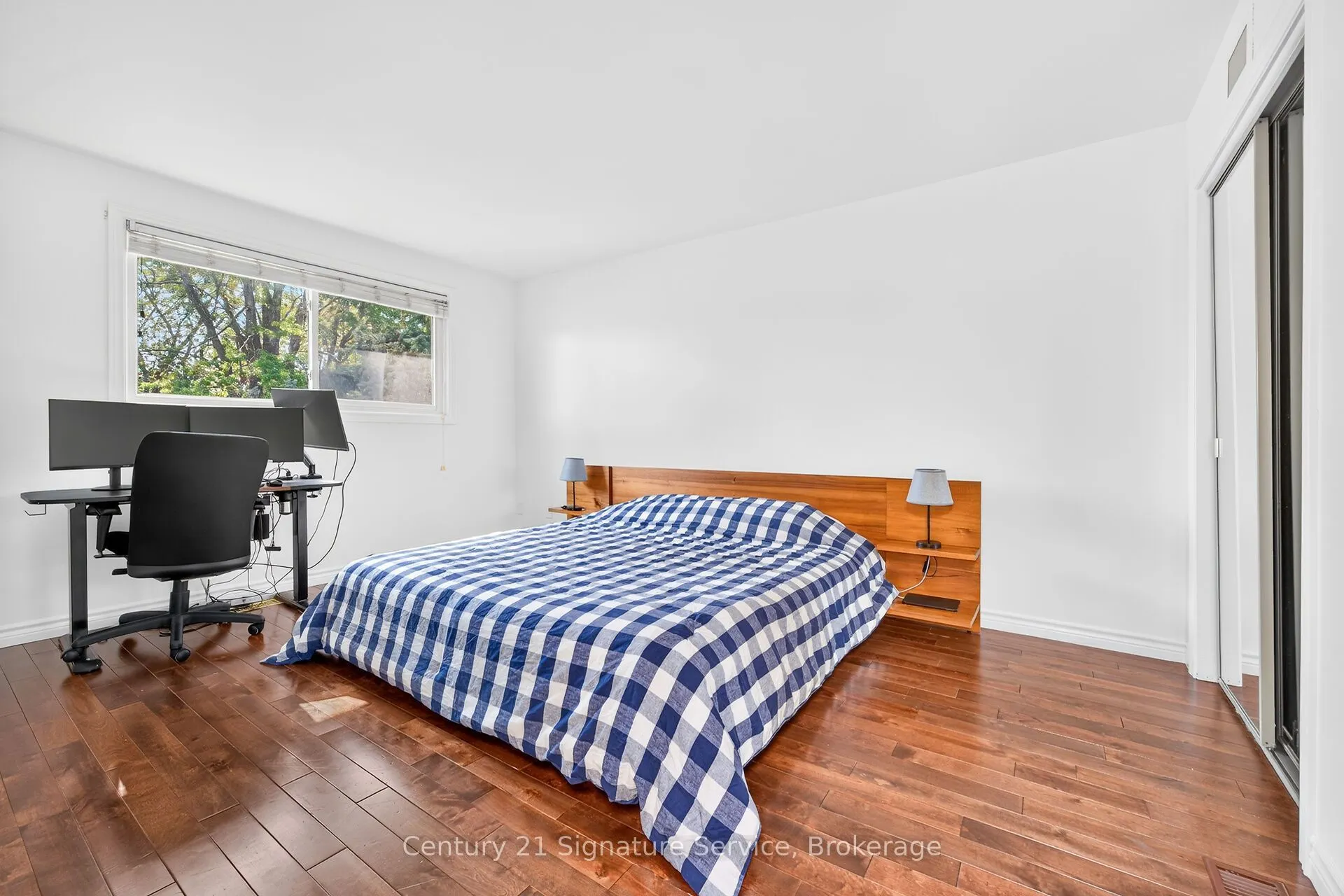 11 Fuller Crescent