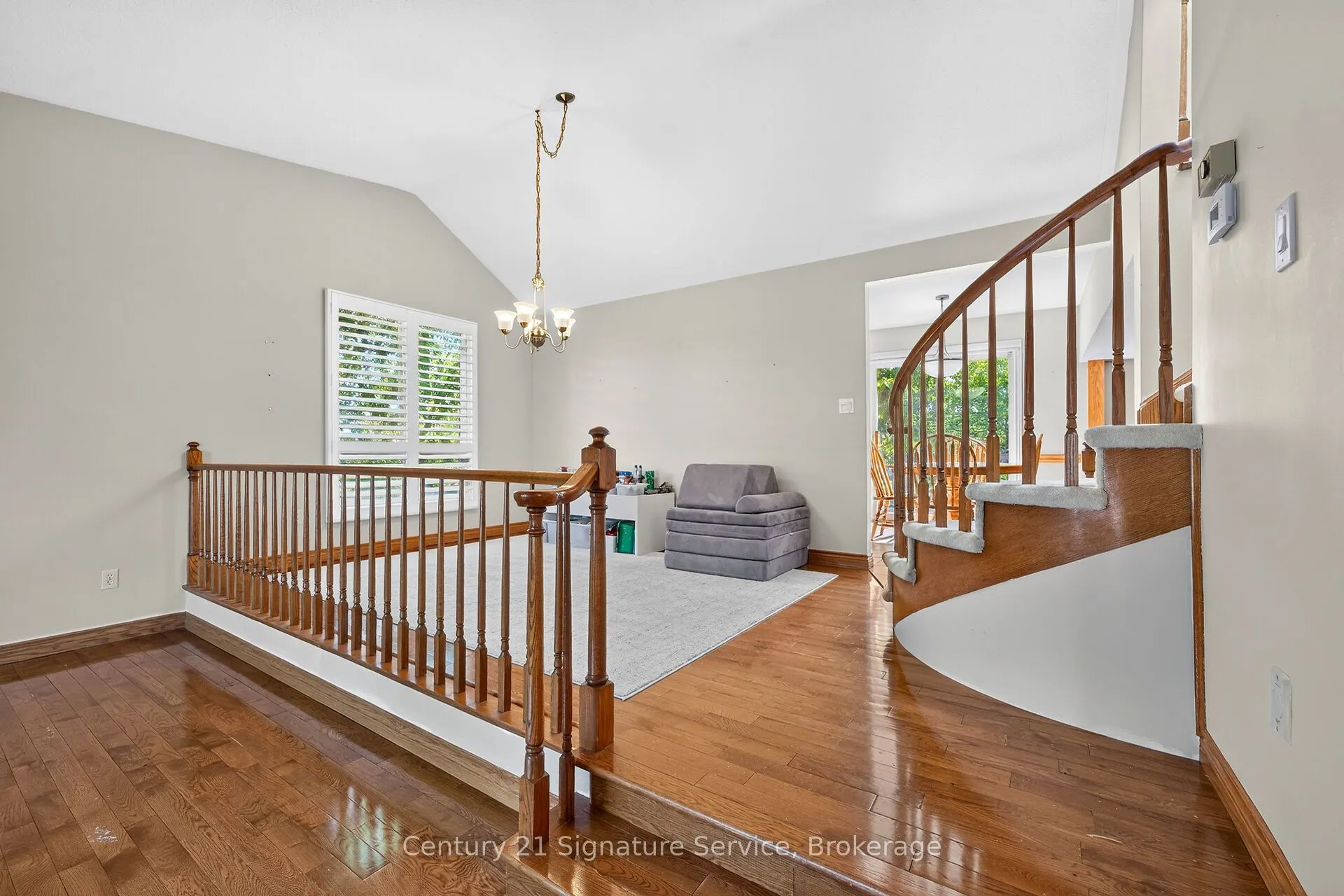 11 Fuller Crescent