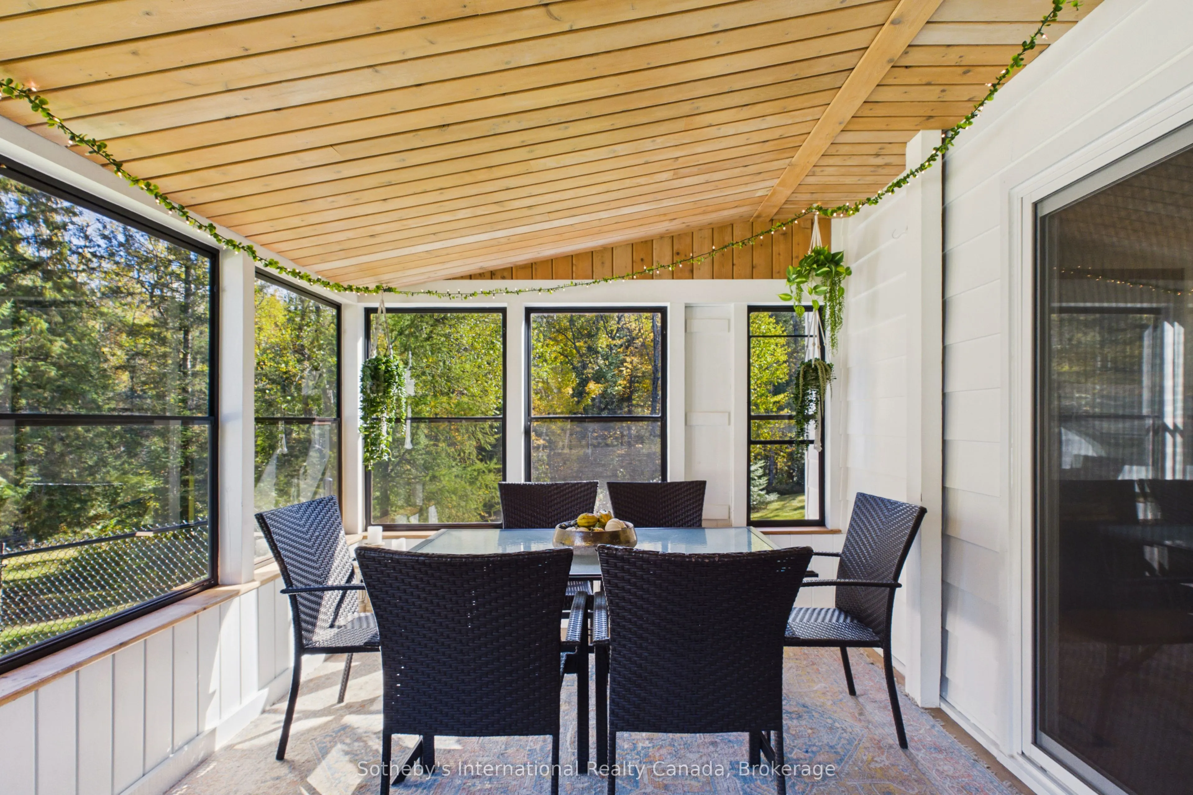 1229 Miriam Drive