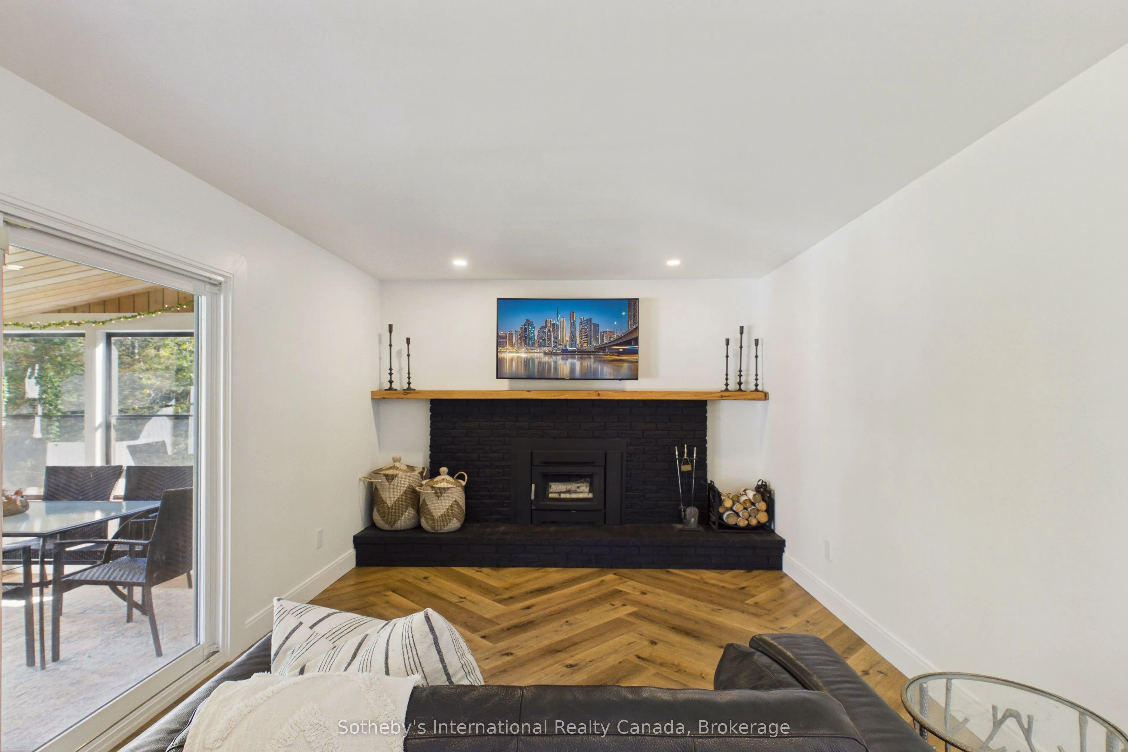 1229 Miriam Drive