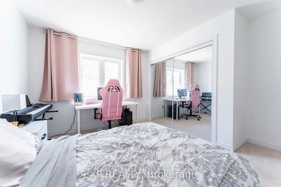 8 Sara Drive
