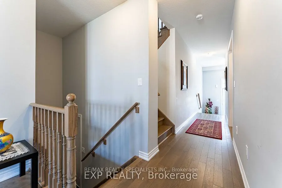 8 Sara Drive
