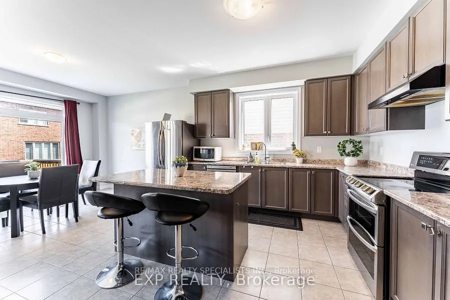 8 Sara Drive