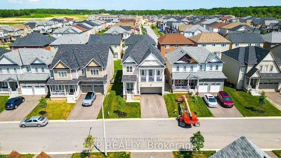 8 Sara Drive