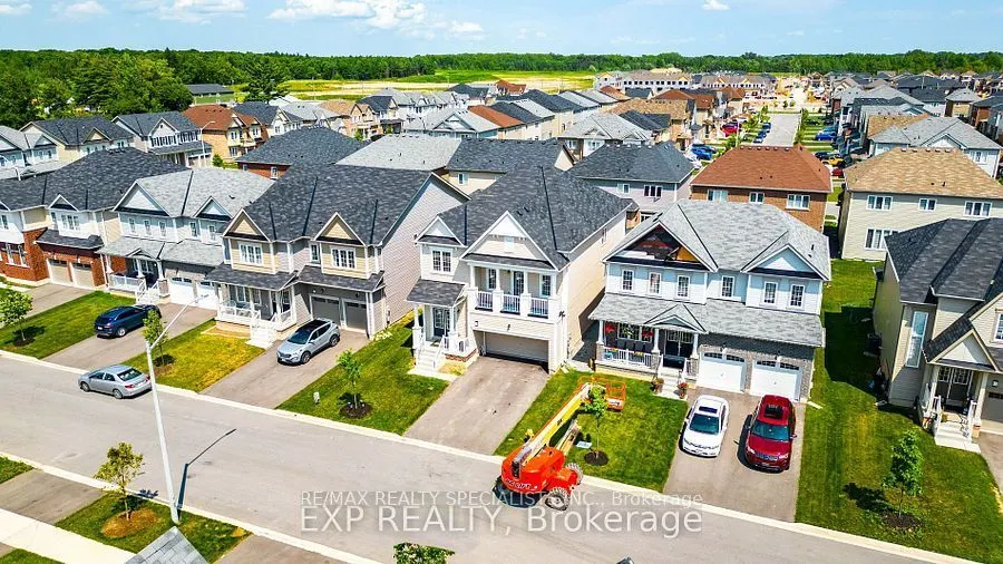 8 Sara Drive