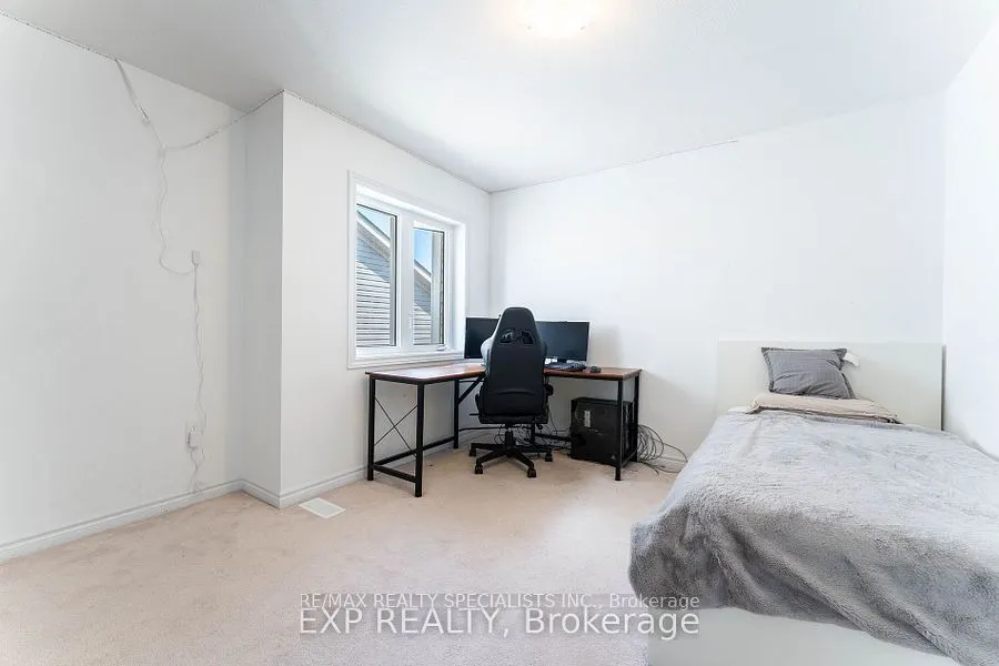 8 Sara Drive